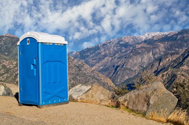 Best Luxury portable toilet rental  in Farmer City, IL