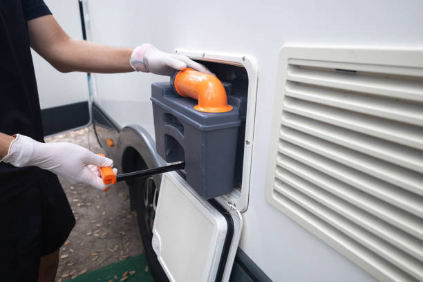 Best Temporary restroom rental  in Farmer City, IL
